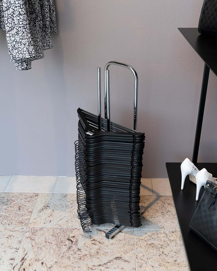Kleiderbügelsammler für 85 Kleiderbügel, Kleiderbügelstapler H93 cm x B24 cm x T32 cm verchromt Klei