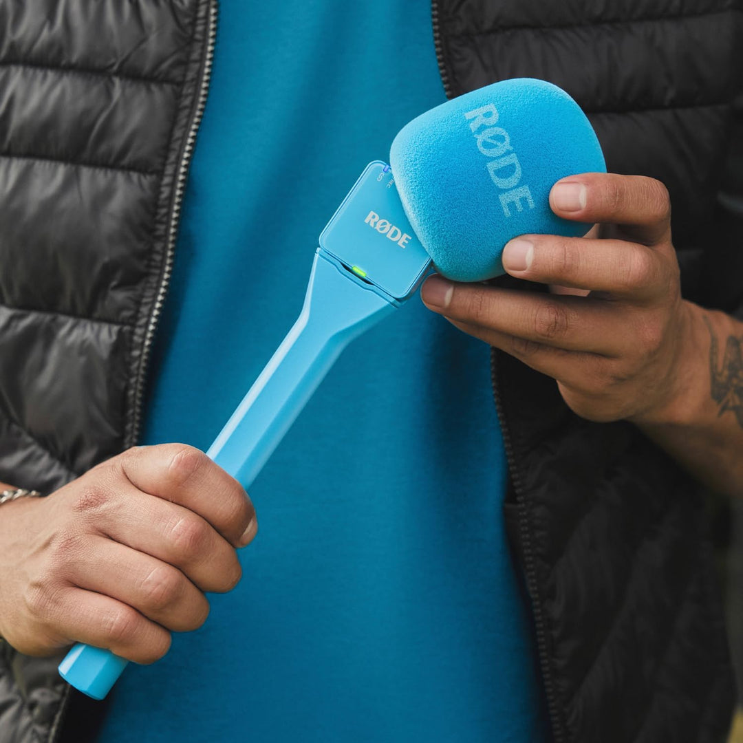 Rode Interview GO Handadapter für Wireless Sendemodule Blau mit keepdrum Fell-Windschutz, Blau
