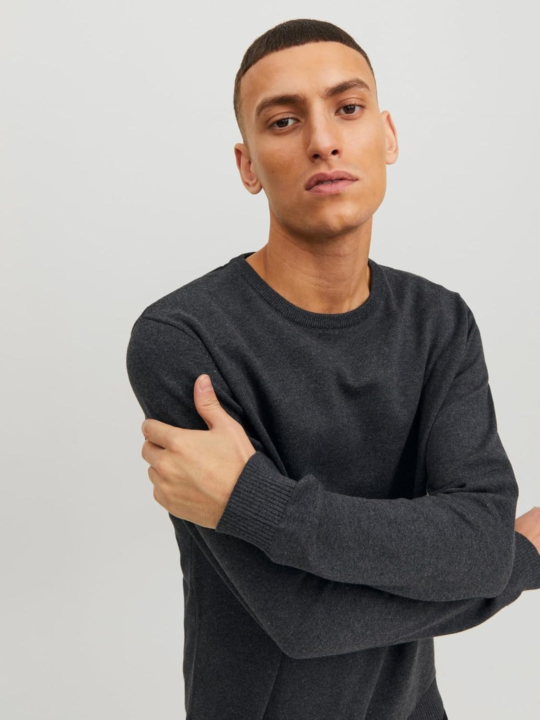 JACK &amp; JONES Male Strickpullover mit Rundhals Einfarbig Strickpullover mit Rundhals Dark Grey Melang