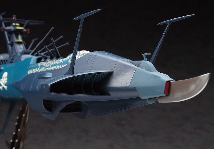 Hasegawa CW08-1/1500 Space Pirate Battleship Arcadia