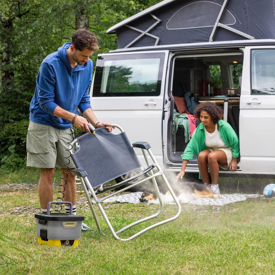 Kärcher Mobile Outdoor Cleaner OC 4 + Pet Kit, Fördermenge: 2 l/min, Gewicht: 3,1 kg, Wassertank: 8
