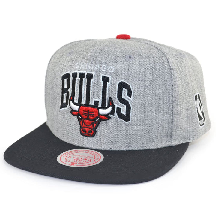 Mitchell &amp; Ness NBA Team Arch Snapback Cap Chicago Bulls Grey/Black