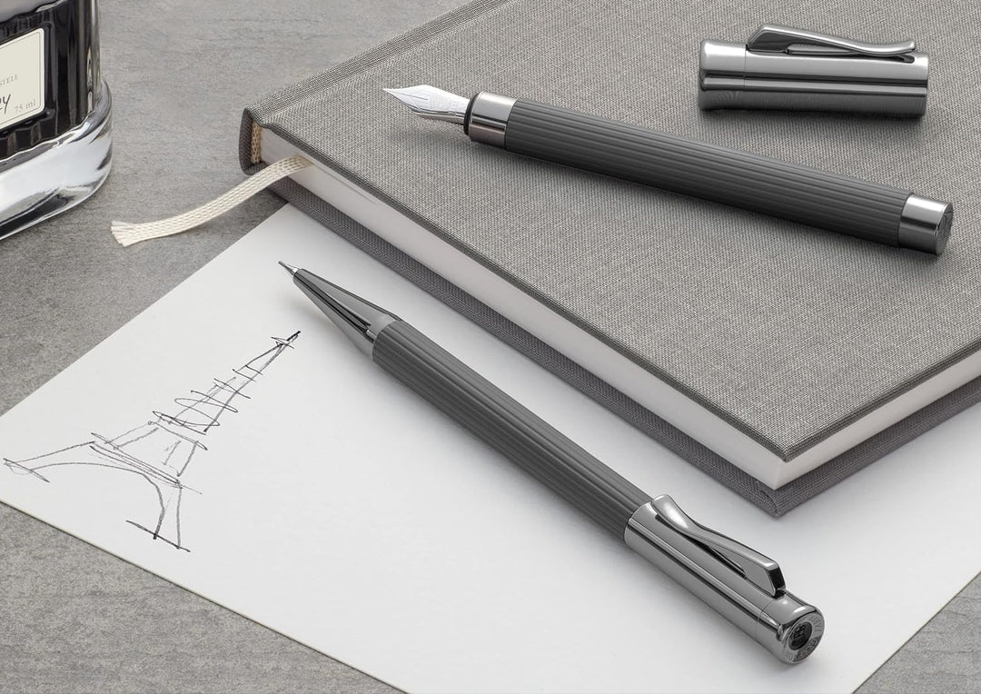 Graf von Faber-Castell 141503 - Füllfederhalter Tamitio Schwarz, Federbreite B, 1 Stück Füller B Sch