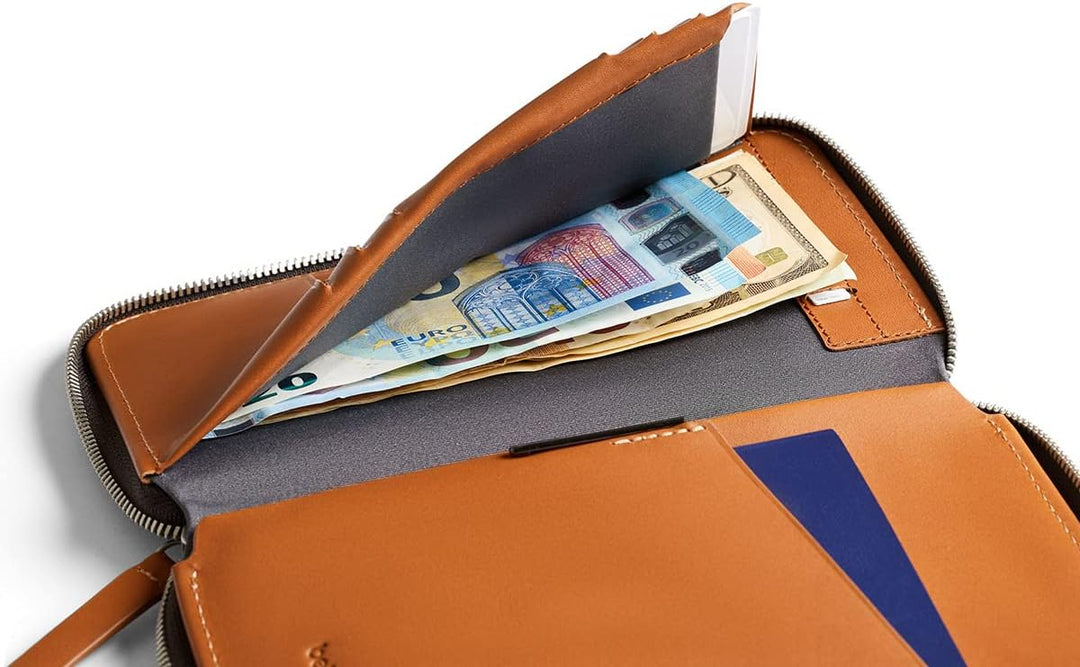 Bellroy Travel Folio – Second Edition - Caramel, Caramel